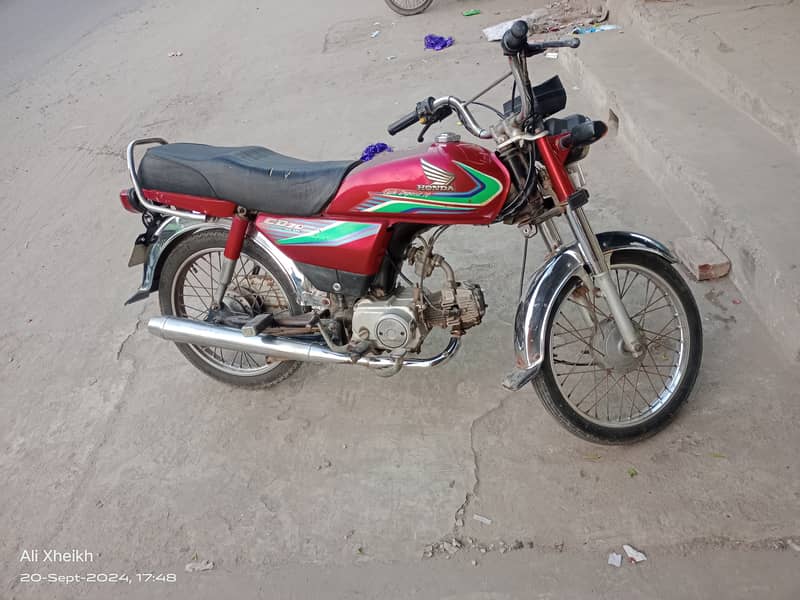 Honda CD 70 2017 6