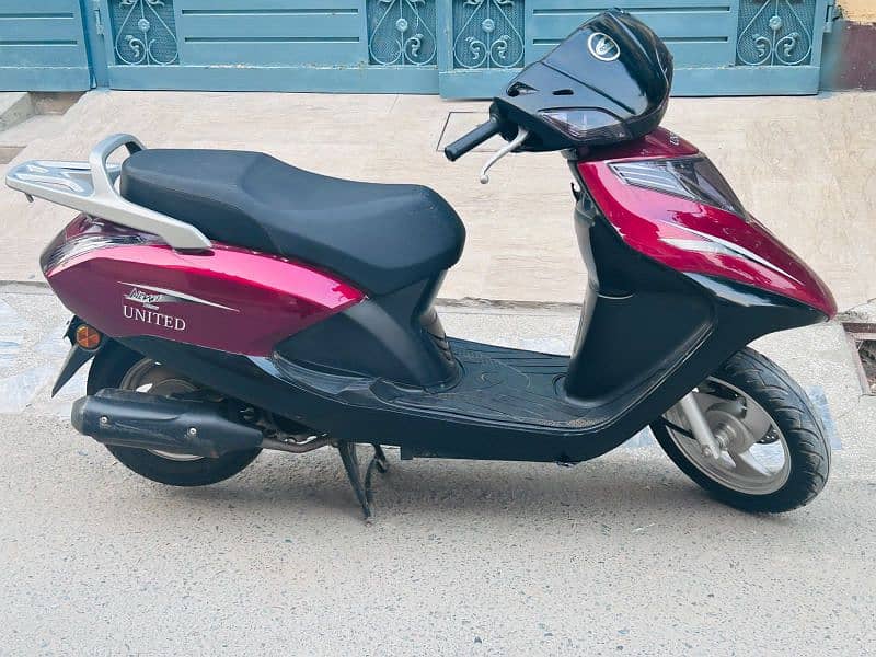 united scooty 100cc complete document//03229140726 0