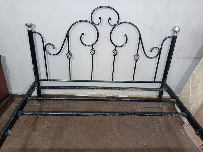 IRON bed 2