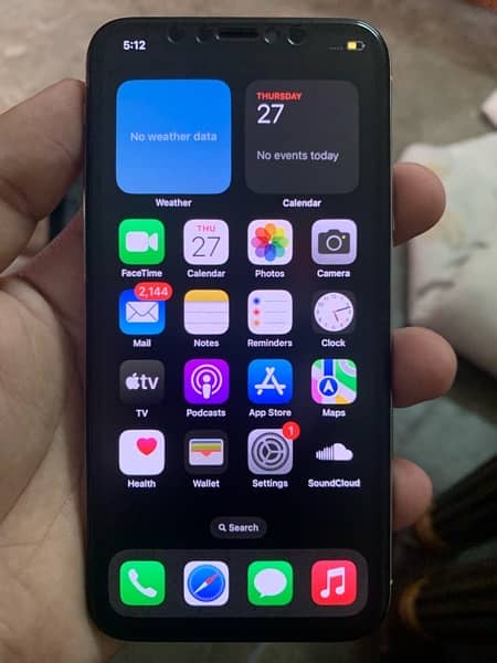 Exchange possible Iphone x 256 (factry unlocked) 8