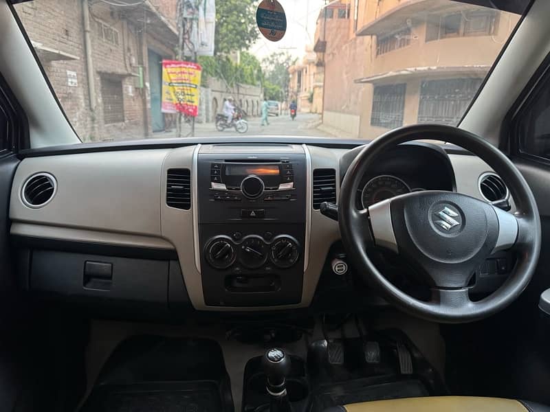 Suzuki Wagon R 2018 8