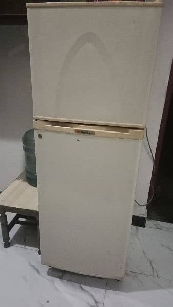 mini fridge Dawlance totel janion 0