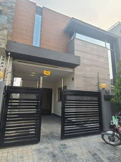 5 Marla HOUSE 4 Rent at DHA Phase 5 Lahore. 0