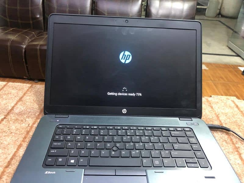 HP ZBook 15u G2, Intel Core i7-5th Gen (GPU AMD Radeon R7 M265) 4