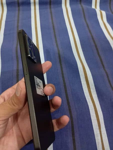 oppo F21 pro All okay with box 4