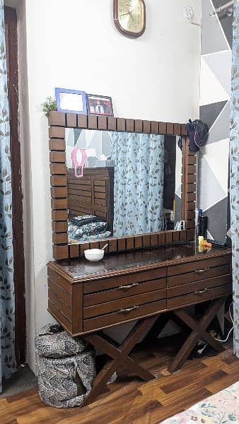 mirror dressing table 2