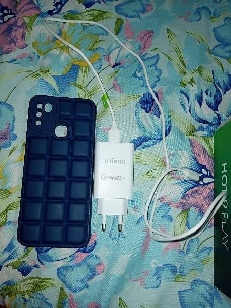 Infinix Hot 9 play With gift 3