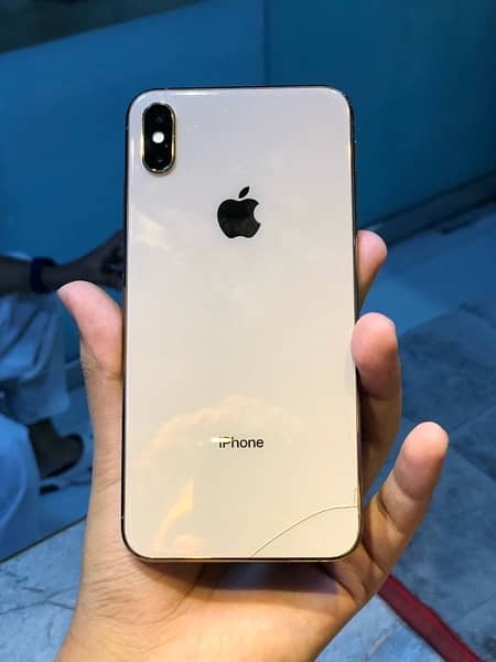 I phone xs max pta aproved 256GB 0