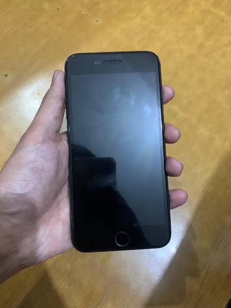 Iphone 7 plus 128GB PTA approved 1