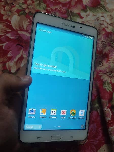 "Samsung Galaxy Tab 4 - Excellent Condition | Affordable Price 1