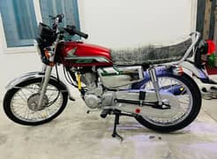 HONDA CG 125CC FOR SALE URGENT CONTACT WHATSAPP 03255836893