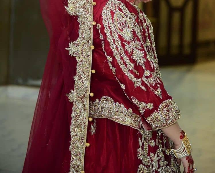 handmade bridal lehnga for sale 4