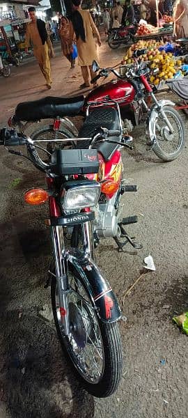 Honda 125 10/10 hai 1