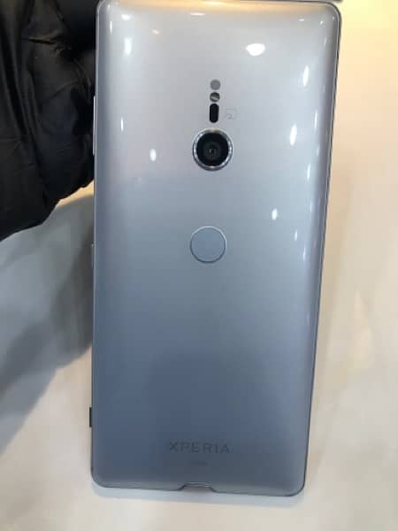 Sony xperia xz3 white 6