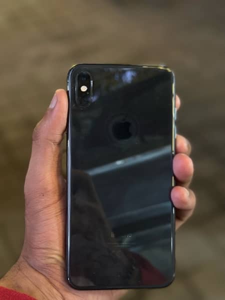 iPhone xs max not pta (Sim working ) 5