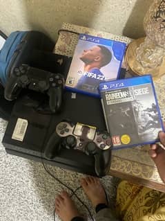 PS4 with 7 game install 50000k with game and