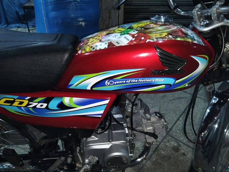 Honda CD70 4