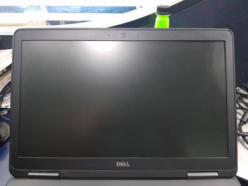 Dell Latitude e5540 laptop Core i3, 4th Gen 8 gb Ram, 500 gb 2