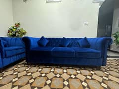 Royal blue Modern Sofa sett Master molty foam condition 10 by 10