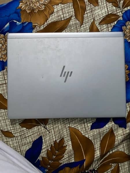 HP elitebook new logo AMD Ryzen 5 pro 2500U Touchscreen 8