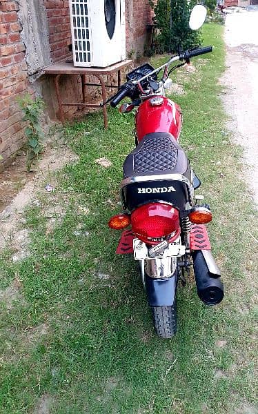 Honda 125 special edition 100% original 2