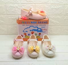 Shoes / Sandals / Kids shoes and sandals / Kids footwear for sale