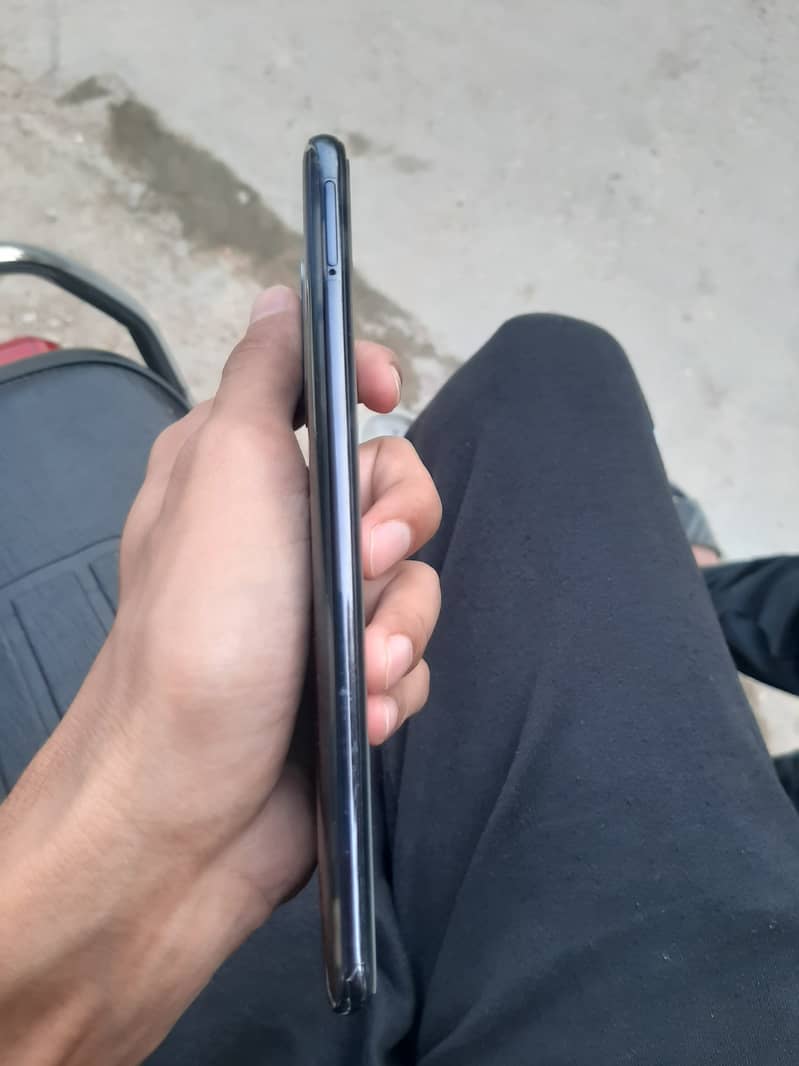 REDMI NOTE 10 4+2+128 4