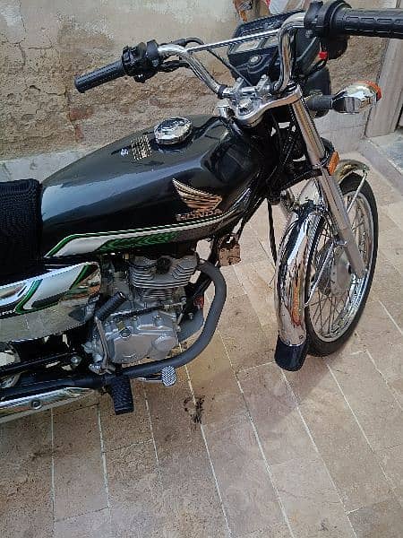 Honda CG 125 SE 2023 5