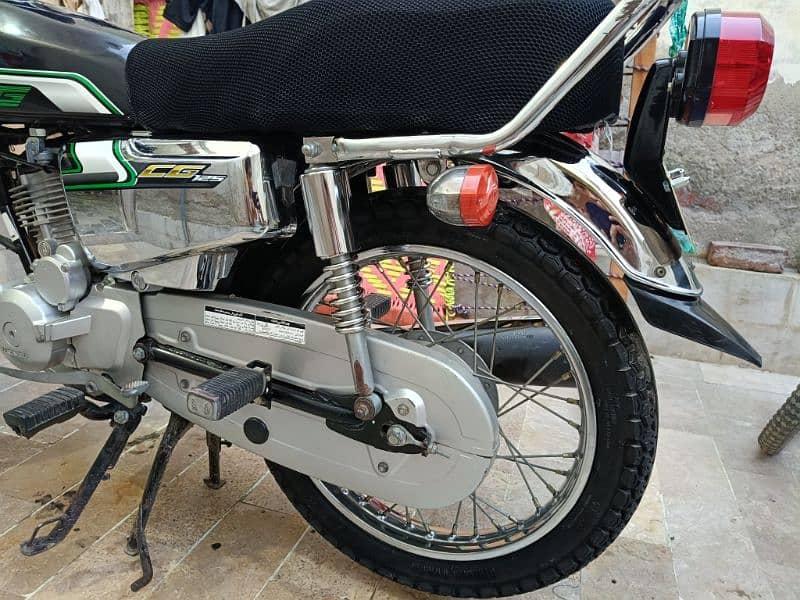 Honda CG 125 SE 2023 6