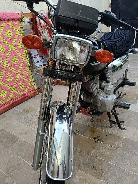 Honda CG 125 SE 2023 9