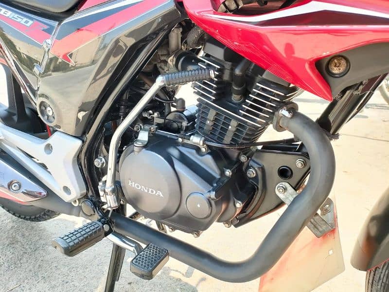 Honda Cb 150 F 5