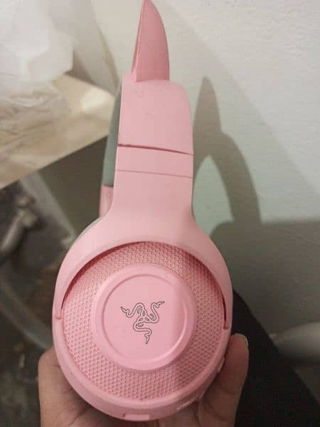 Razer Kraken Kitty Headphone 1