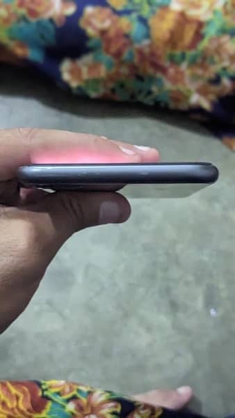 iphone 8 plus  64gb   85 battery health  no repair  jv 1