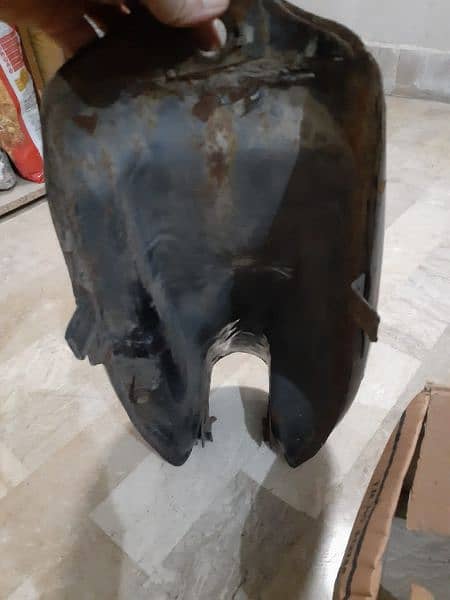 Original Fuel Tank and Side Covers 2017 2