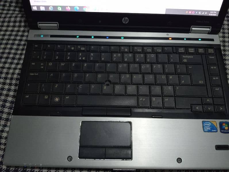 HP ELITEBOOK 8440 CORE I5 1