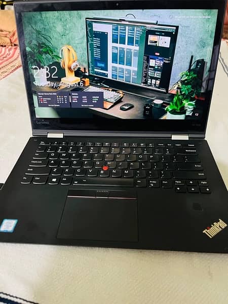 lenovo Yoga  X1 i5/7th Gen  8/256 SSD 3