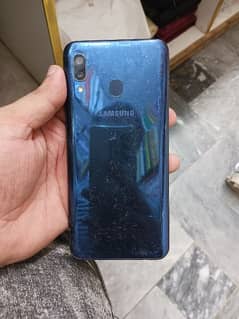 Samsung Galaxy a20 glase brake hai frant pe bara Sara dot hai