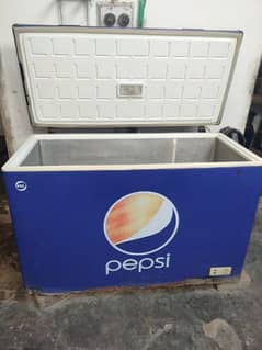 Pepsi D freezer