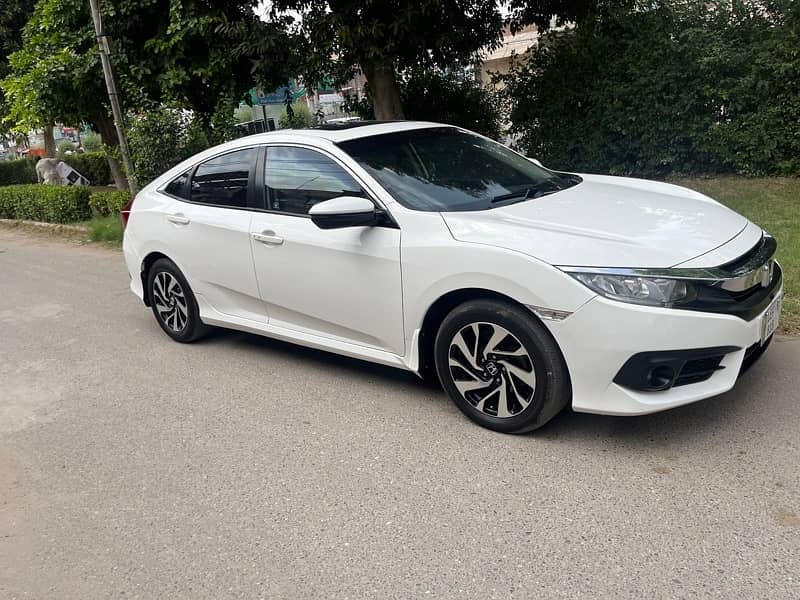 Honda Civic Oriel 2018 6