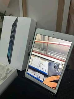 ipad mini 5 64 gb contact to 03073909212 WhatsApp