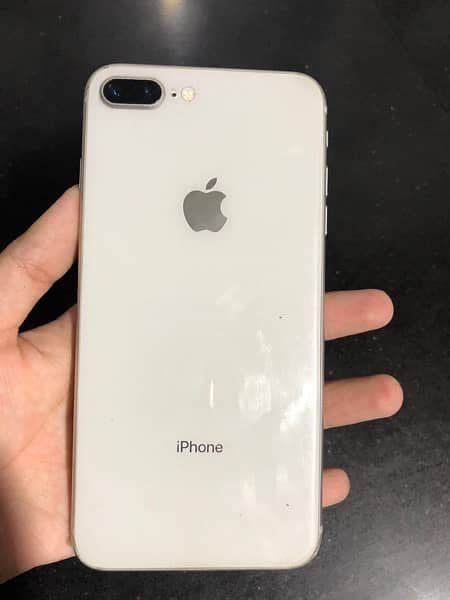 I phone 8 Plus 4