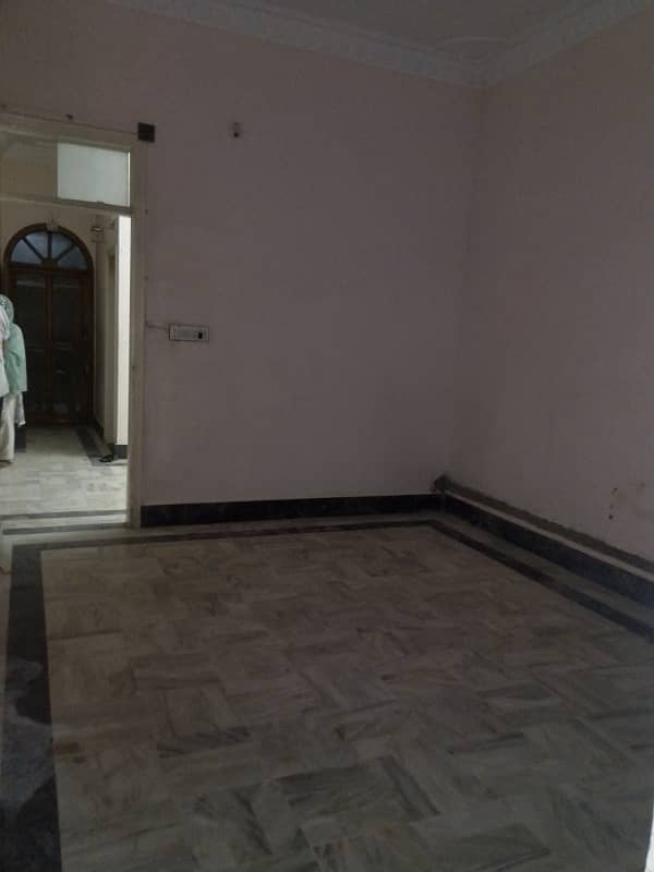 2 bed dd portion available for rent in north Karachi 1