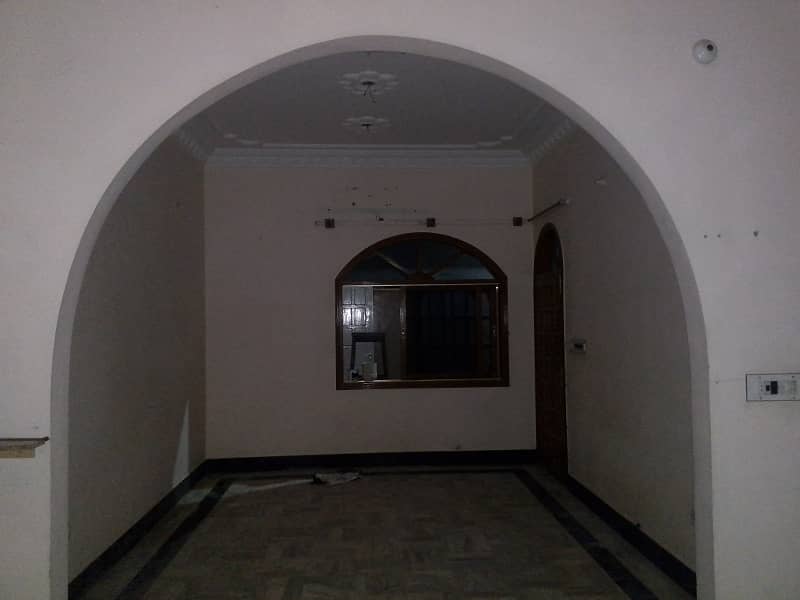 2 bed dd portion available for rent in north Karachi 3