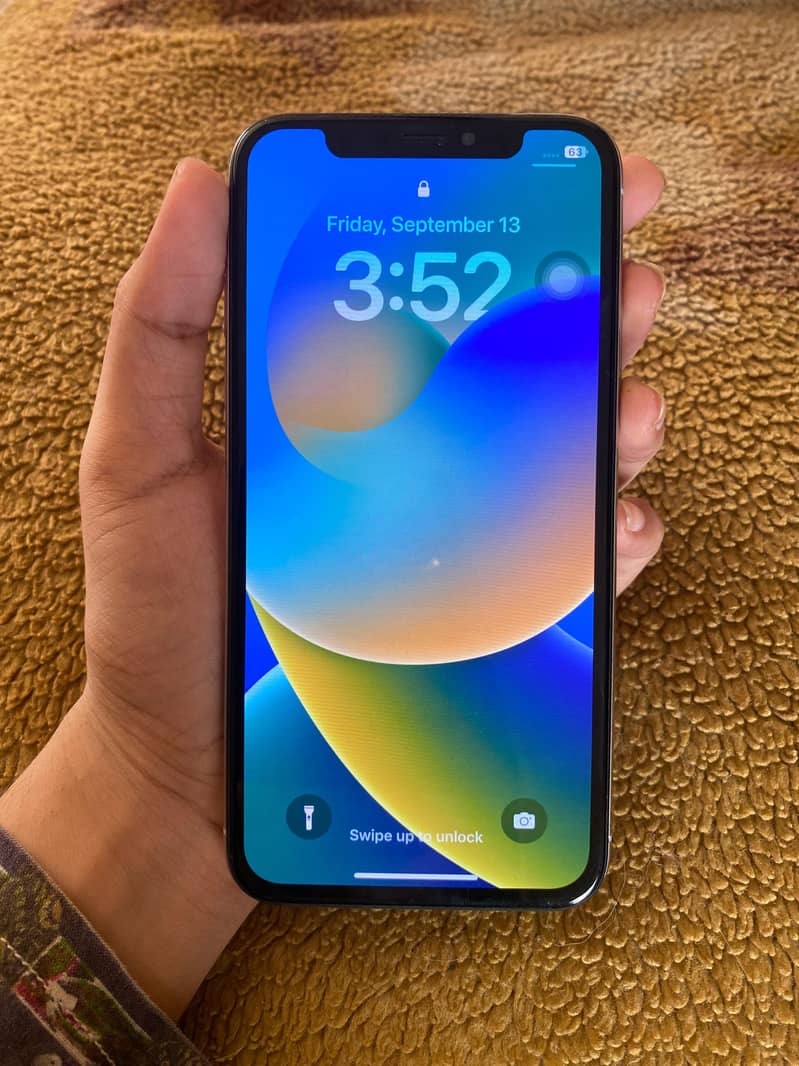 iphone X I 256gb I Country lock I Condition 9.5 8