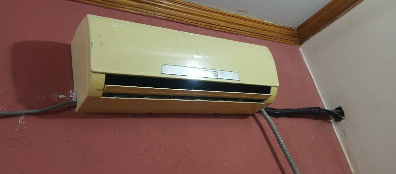 Orient 1 Ton AC for Sell 2