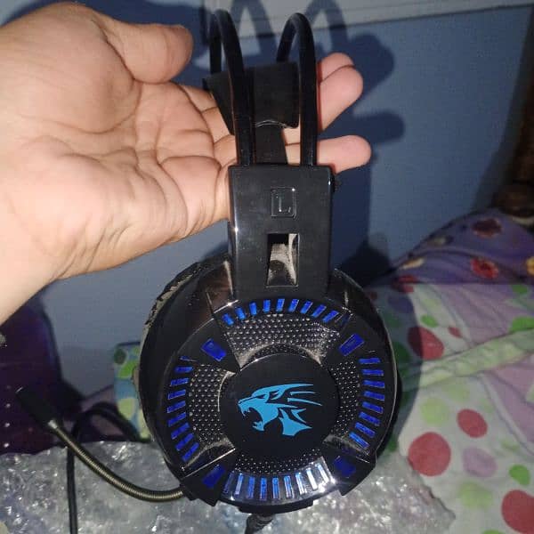 LUMINOUS GAMING HEADPHONES 2