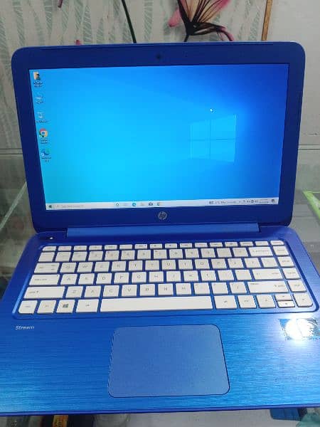 hp mini book laptop 1