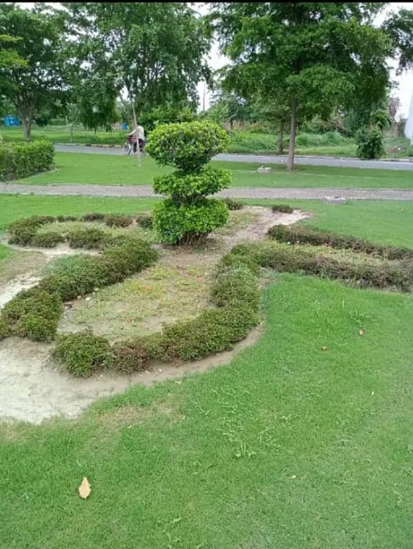 Ideal Location 20 Marla Residential Plot Available Far Sale In New Lahore City Near to 1 Km Ring Road SL3 2