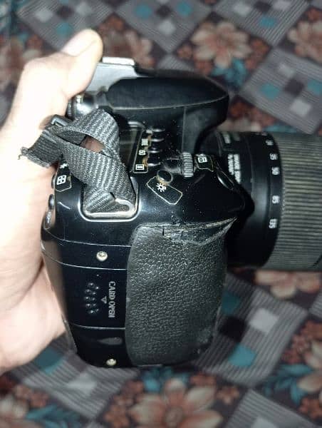 Canon 80D condition 10 by 8 2