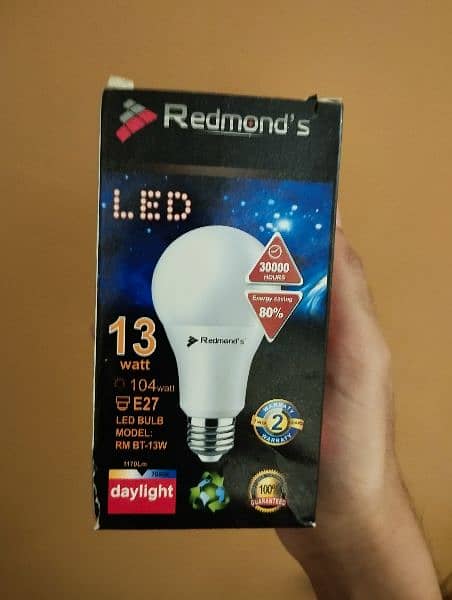 LED bulb e27 0